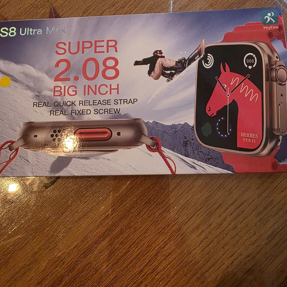 HyFine Smartwatch with Red Strap